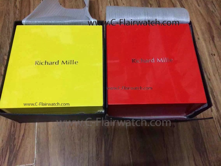 High Quality Replica Richard Mille Yellow Leather Watch Box Set High Quality Replica Richard Mille Yellow Leather Watch Box Set